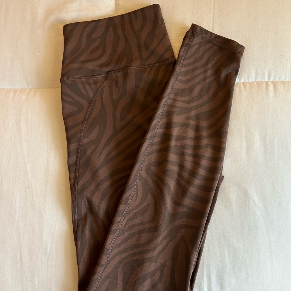 All in Motion Chocolate Zebra Pattern Leggings